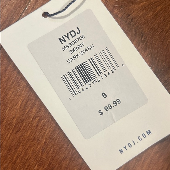 NYDJ Dark Wash Skinny Jeans nwt - Picture 2 of 4